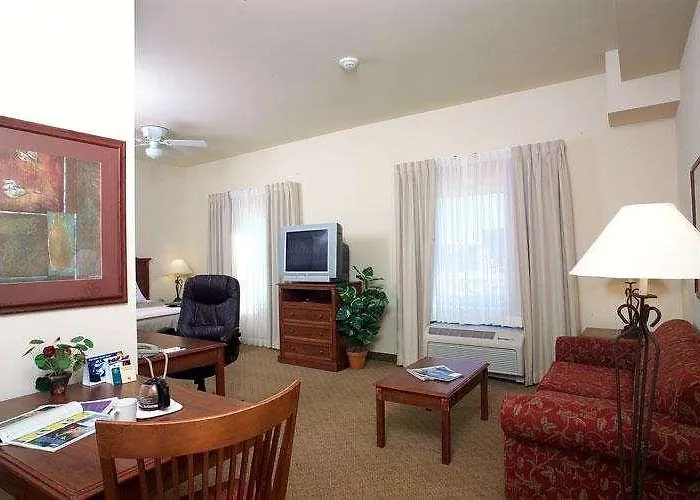 Homewood By Hilton Fargo