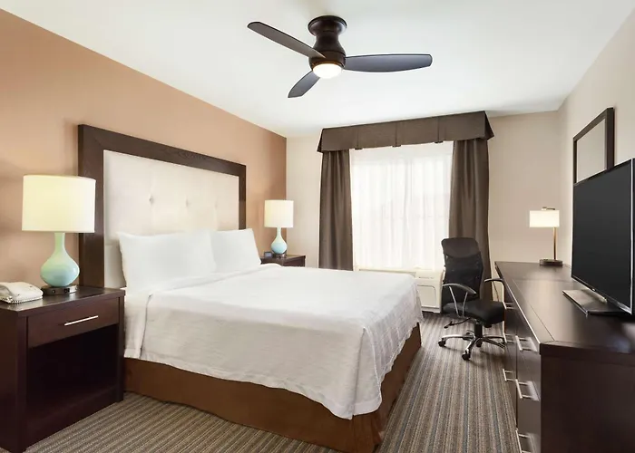 Homewood By Hilton Hotel Fargo