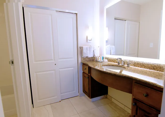 Hotel Homewood By Hilton 3*