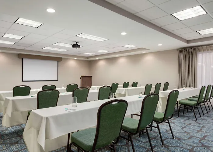 Homewood By Hilton Hotel Fargo